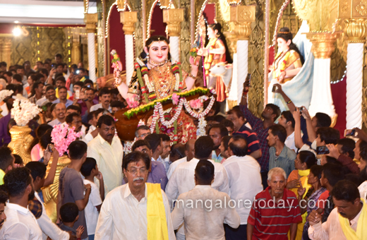 Mangalore dasara bigins